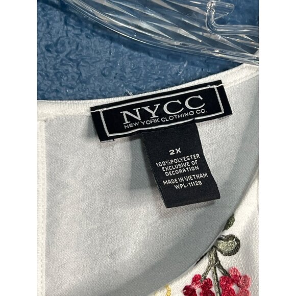 NYCC Womens 2X White Blouse With Floral Embroidery - Picture 4 of 8